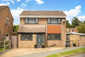 52b, Tiltwood Drive, Crawley RH10 4DN