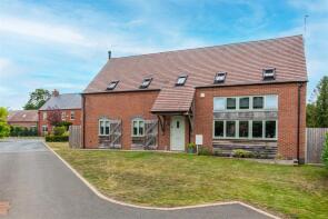 5 Fairview, Bromell Grove, Lutterworth LE17 6RD