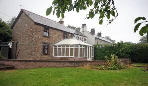Sidney Cottage, Road From Ffordd Bronwydd To Tyddyn Sydney, Bangor LL57 2NJ