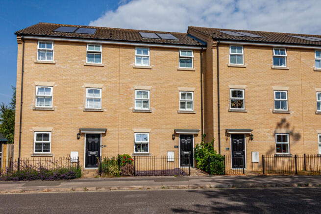 4 Bedroom Terraced for Sale