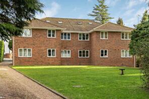 1, 42 Arthur Court, Winchester Road, Four Marks, Alton GU34 5HR