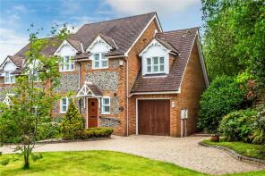 4, Church Cottages, Slines Oak Road, Caterham CR3 7BJ