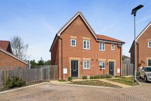 3, Storeys Road, Manningtree CO11 1FP