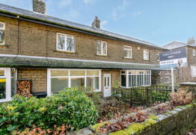 Lyndhurst, Krumlin Road, Scammonden Road, Barkisland, Halifax HX4 0AX