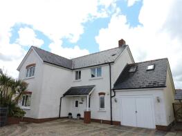 48 Ty Preseli, Bro'r Dderwen, Clynderwen SA66 7NR