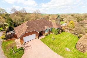 3, Meadow Rise, Marlborough SN8 4ED