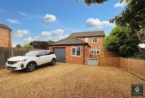 Autumn House, Tewkesbury Road, Twigworth, Gloucester GL2 9PL