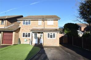 16, Comfrey Close, Farnborough GU14 9XX