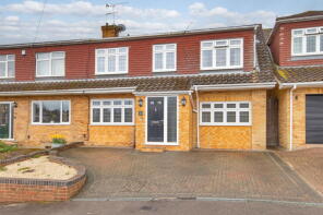 2, Chequers Close, Istead Rise, Gravesend DA13 9HJ