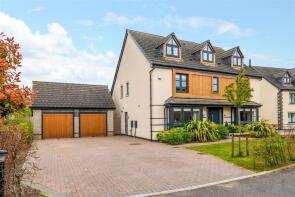 8, Clover Grove, Bristol BS48 3AJ