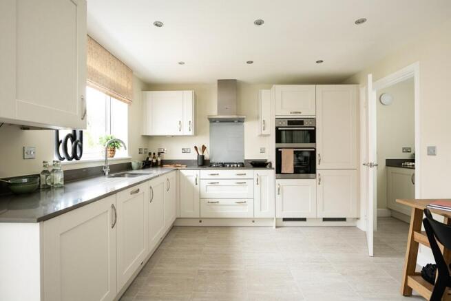 State of the art kitchen to show off your chef's skills