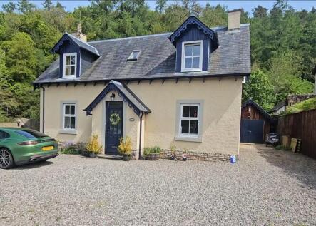 Oregon Cottage , Jedburgh , TD8 6PN