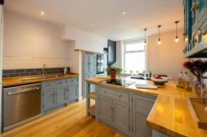 6, Balmoral Street, Hebden Bridge HX7 8BJ