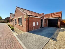 9, Long Barrow Mews, Navenby, Lincoln LN5 0FQ