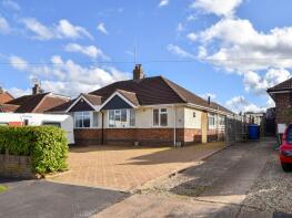 54, Connegar Leys, Northampton NN7 3DF
