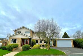 7, Robins Field, Wansford PE8 6JW
