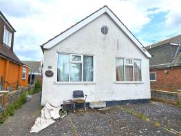 9, Meadow Way, Clacton-on-sea CO15 2SG