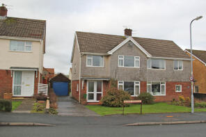 50, Heol Drindod, Johnstown, Carmarthen SA31 3NX