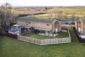 48, The Crescent, Chelston Rise, Wellingborough NN9 6AU