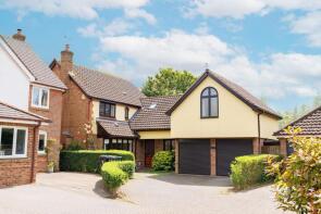 19, Marshalls Piece, Dunmow CM6 3RZ