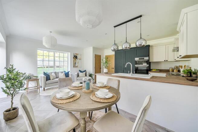 Kitchen/Dining Room