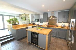 12, Jubilee Cottages, Access To Nos 9-20 Jubilee Cottages, Buntingford SG9 9PE