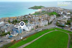 Flat 3, 1 Sea Breeze, Parc Bean, St. Ives TR26 1EA
