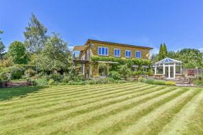 Tanglewood, Barncroft, Andover SP11 9BU
