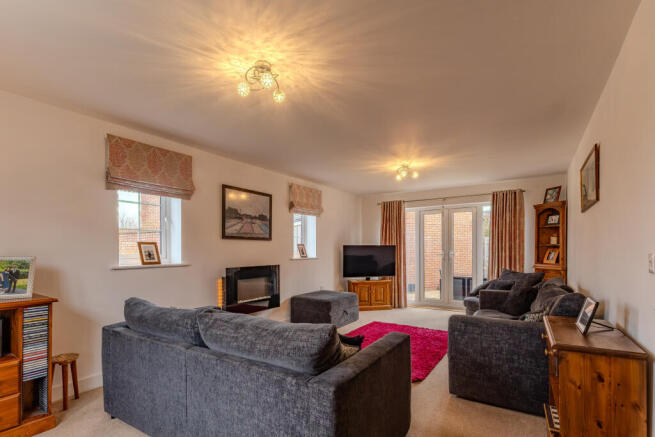 Living Room (new)