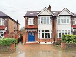 71, Cheyne Walk, London N21 1DD