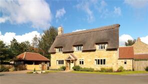 3 Oaktree House, Roundhills Court, Scackleton, York YO62 4NL