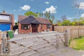 Aquilla, Tolleshunt D'arcy Road, Maldon CM9 8LN