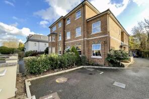 Flat 12, Portland Place, Portsmouth Road, Thames Ditton KT7 0EY