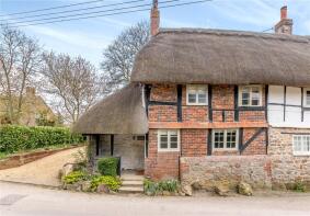 Little Thatch, Ogbourne St. Andrew, Ogbourne St Andrew SN8 1SB