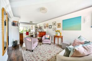 25 Touchwood, Stonebridge Field, Eton, Windsor SL4 6PS