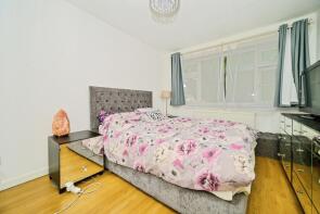 27, Oatfield Close, Luton LU4 0UH