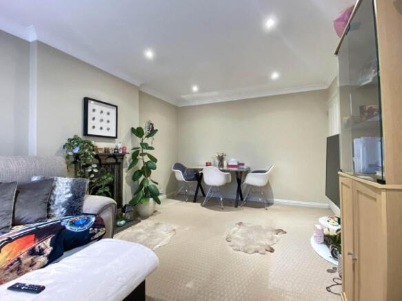 Living Room 1-2.jpg
