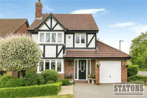 19c Yewlands, Heath Road, Potters Bar EN6 1LJ
