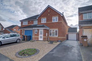 2, Hogarth Drive, Hinckley LE10 0JG