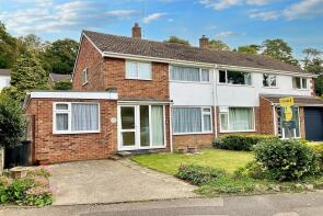 18, Lower Road, River CT17 0QU