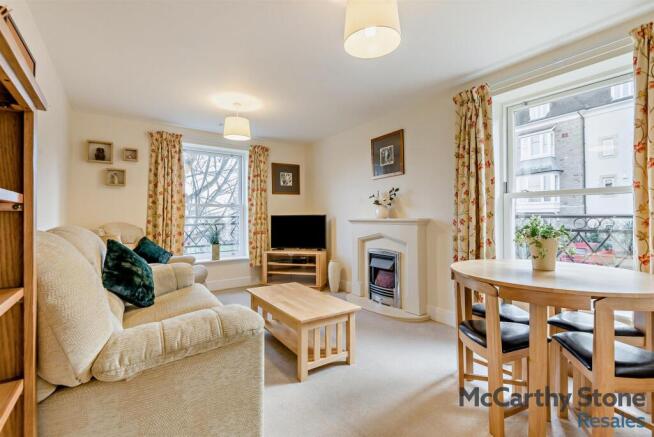 8671675-interior01-800.jpg