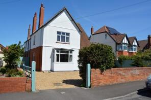 4, Brightstowe Road, Burnham-on-sea TA8 2HW