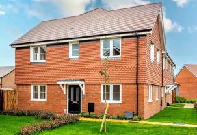 23, Lawrence Close, Smallford, St. Albans AL4 0JB