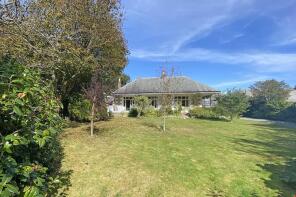 Langweath Bungalow, Higher Lane, Helston TR12 6AX