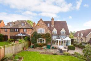 Beacon House, Beacon Lane, Haresfield, Stonehouse GL10 3ES