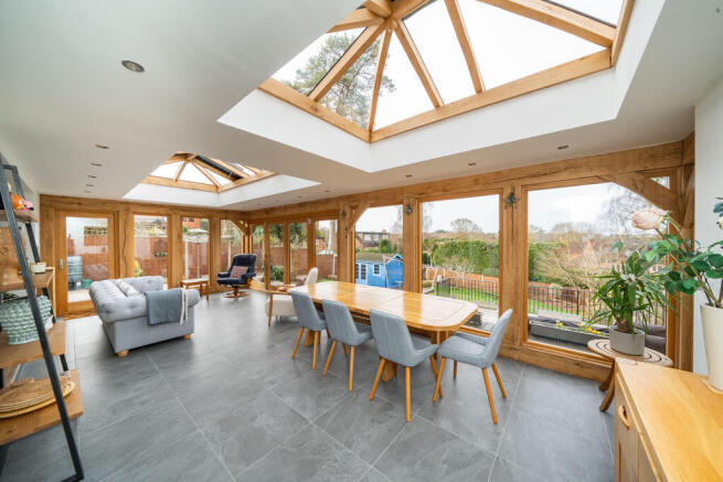 OAK FRAMED ORANGERY