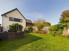 6, Bridge Close, Norwich NR9 5TE