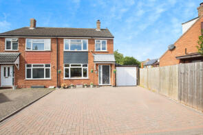 4, Elms Drive, Atherstone CV9 3EL
