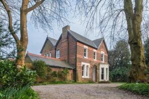 Heathdale, Kingsley Road, Frodsham WA6 6AR