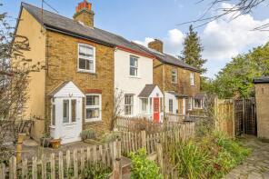 40, Bramble Walk, Epsom KT18 7TB